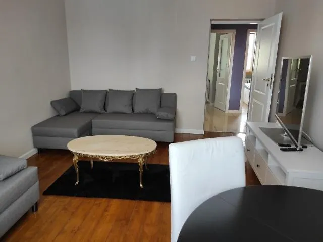 Manufaktura&old Market Square *